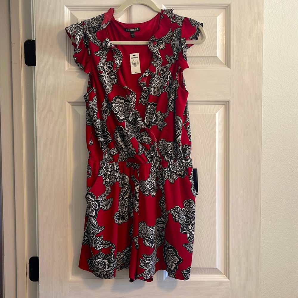 Express Romper Size Large
